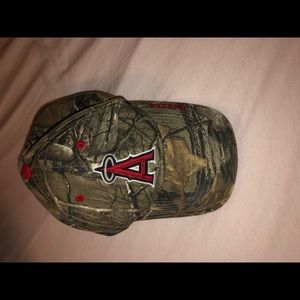Angel’s baseball cap (camo)